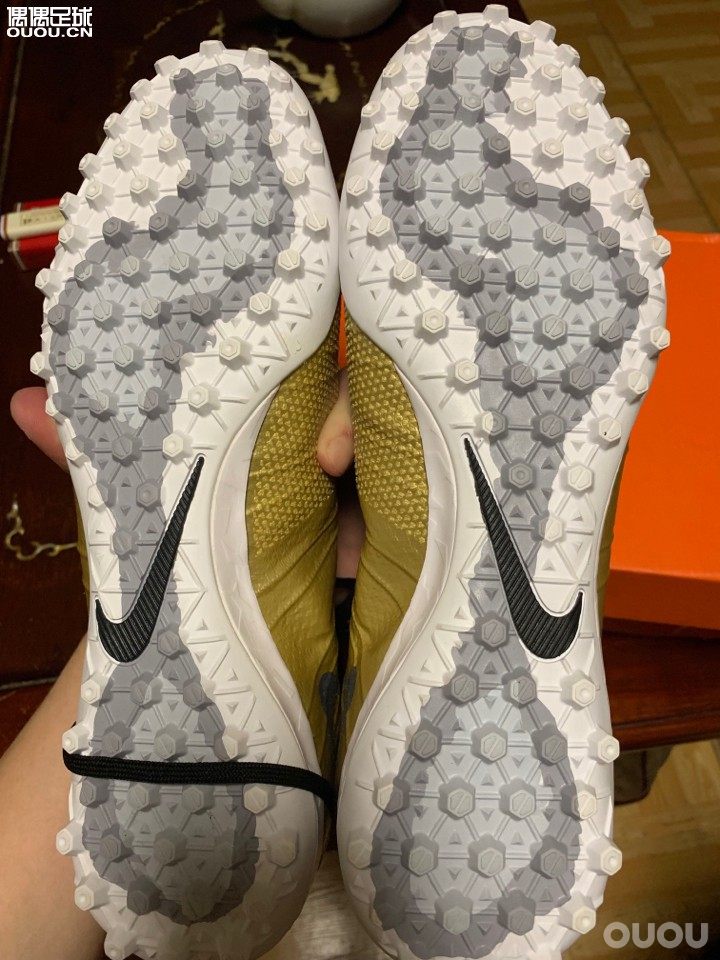 sf4碎钉求大神鉴定。sf4市面越来越少了,收的心惊胆颤,求大神鉴定一下。购于淘宝小胖哥。