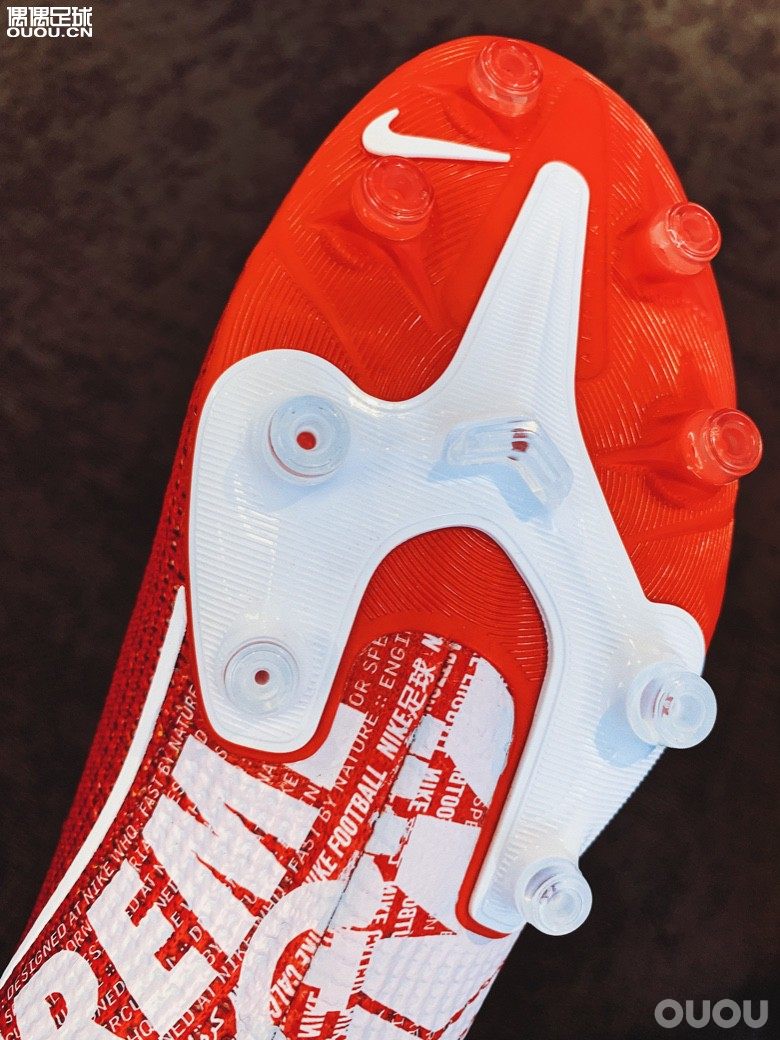 疑似全网首发 “Supreme” 刺客13 ID个人定制 NIKE BY ME 开箱