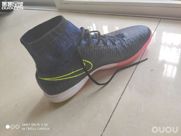 小胖家的,稳吗?(鞋面好硬,,,还有这袋子是啥?