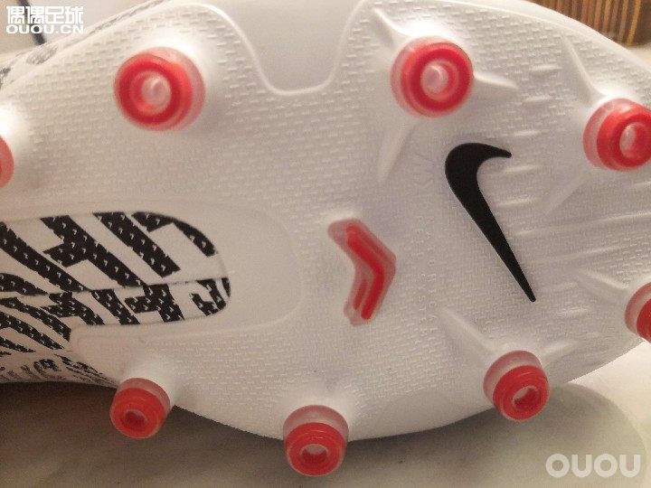 某宝买了双球鞋