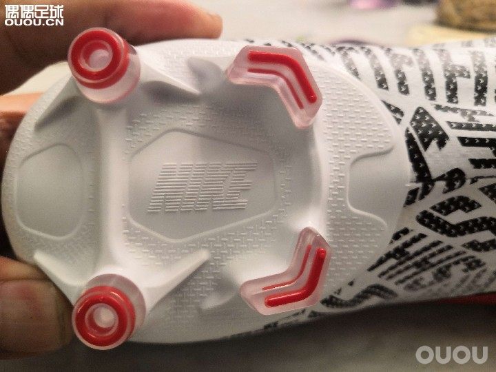 某宝买了双球鞋