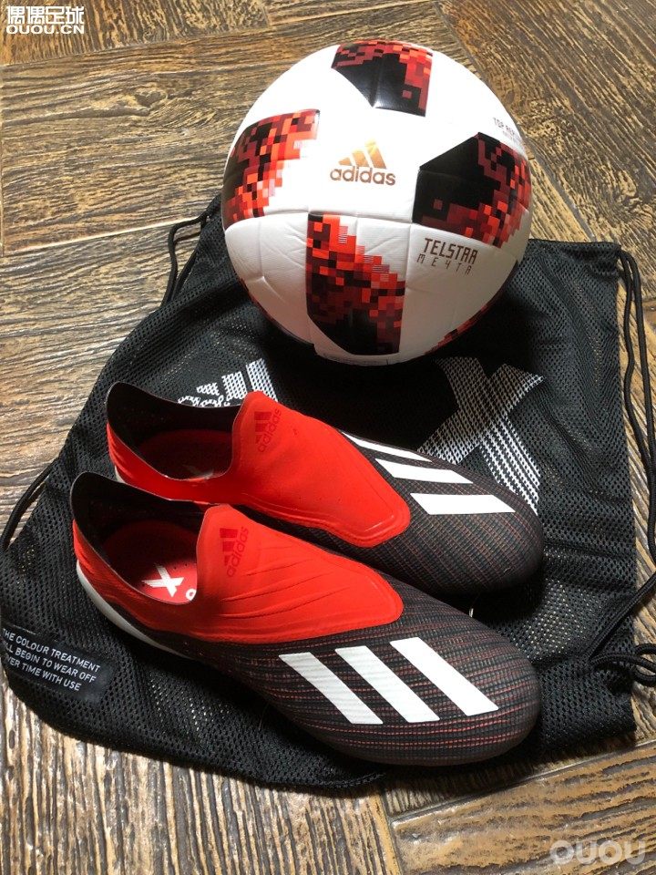 朋友们问一下x18穿的43码,长度正好,包裹度比较松,那么nemeziz19应该选几码呢?另外买19还是19.1?