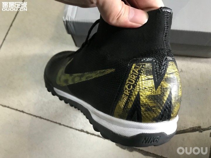 求大神鉴定购于某鱼 鞋到后有几个疑点请大神指点