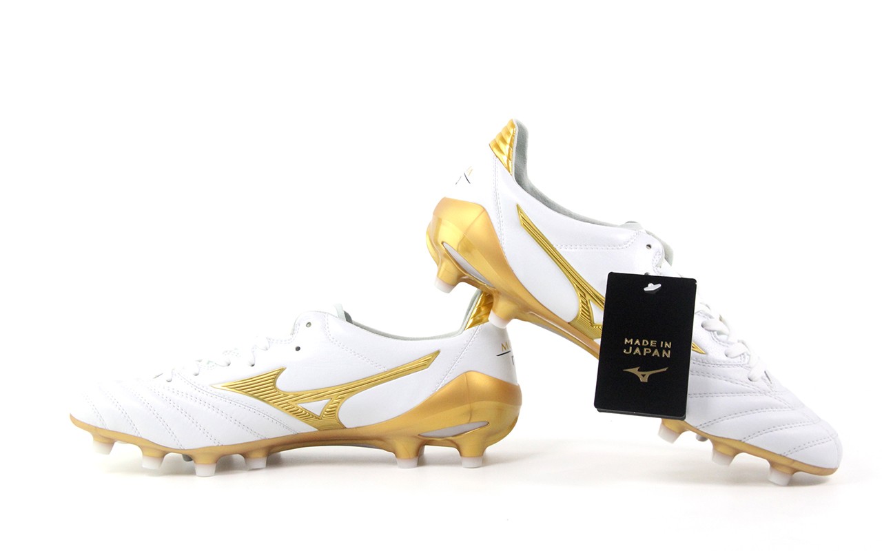 优雅剑客 美津浓Morelia Neo II白金配色静态赏析