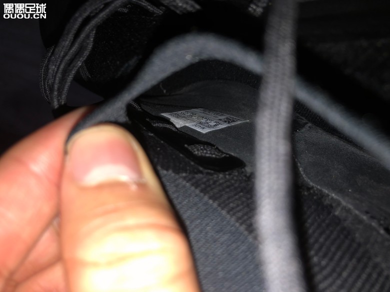 猎鹰19.1全黑请大家帮忙鉴定下哈