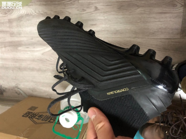 猎鹰19.1全黑请大家帮忙鉴定下哈