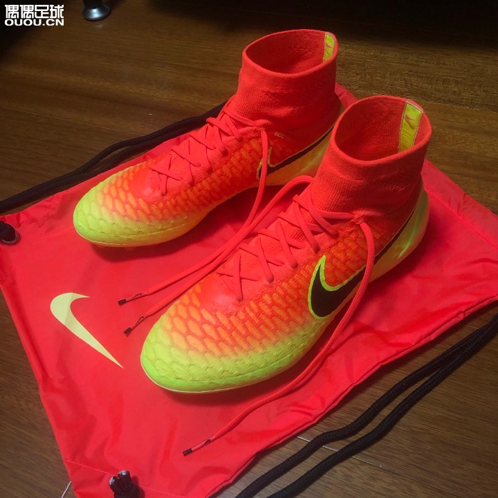 耐克 NIKE 鬼牌1代 Magista Obra AG 足球鞋