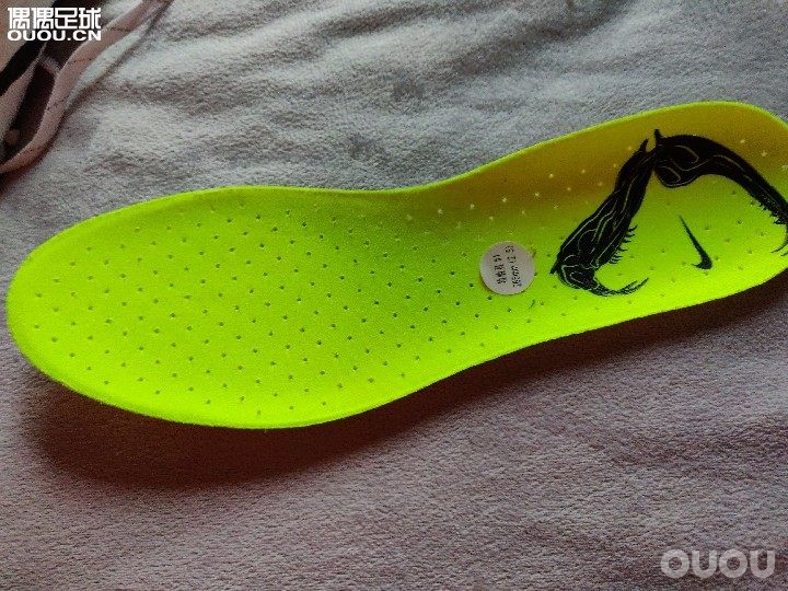 毒一顶级fg稀有反光配色