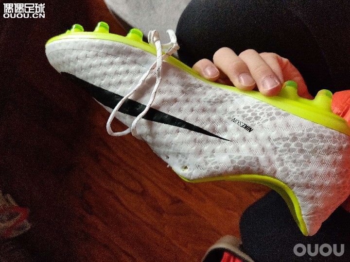 毒一顶级fg稀有反光配色