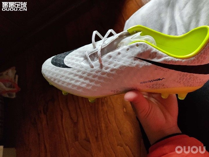 毒一顶级fg稀有反光配色