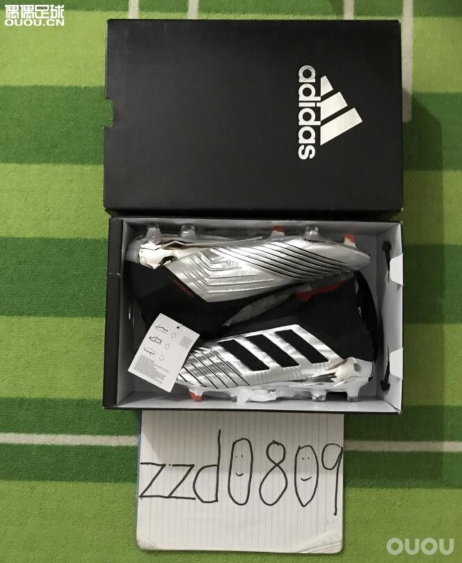 阿迪达斯 Adidas猎鹰 PREDATOR 19+ 超顶FG 男子足球鞋F35611 JP275