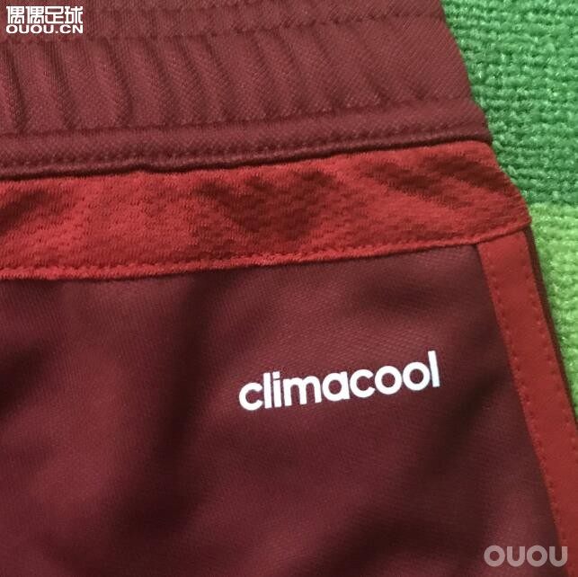 1516赛季拜仁*慕尼黑红色运动休闲套装S27278现货只有M码