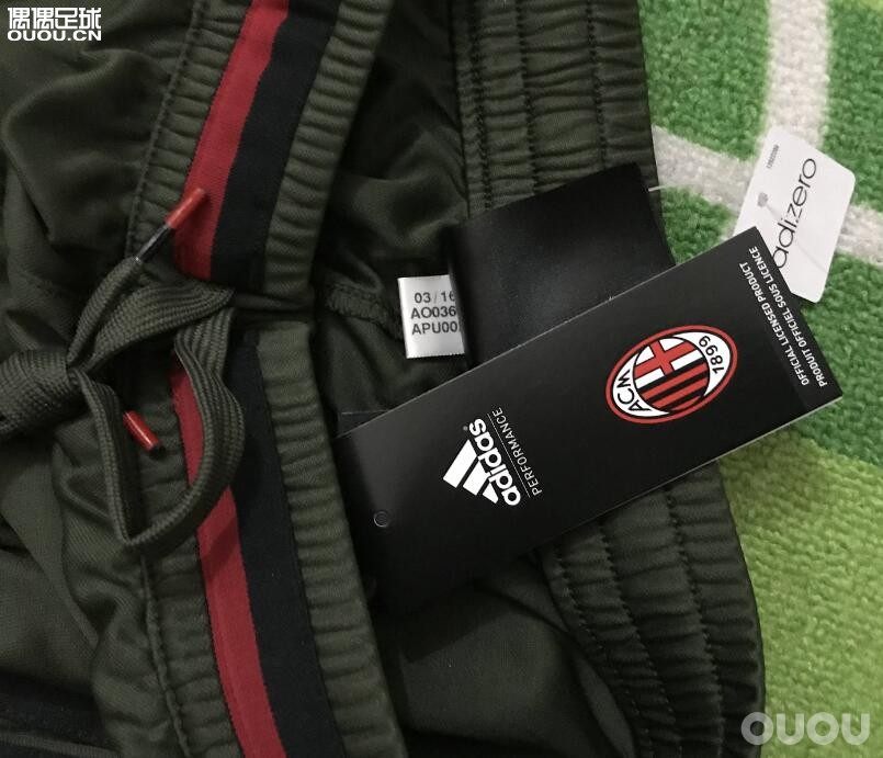 1617赛季意甲AC米兰球员版Adizero橄榄绿训练短裤带口袋AO0368