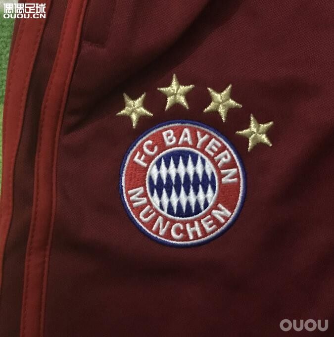 1516赛季拜仁*慕尼黑红色运动休闲套装S27278现货只有M码