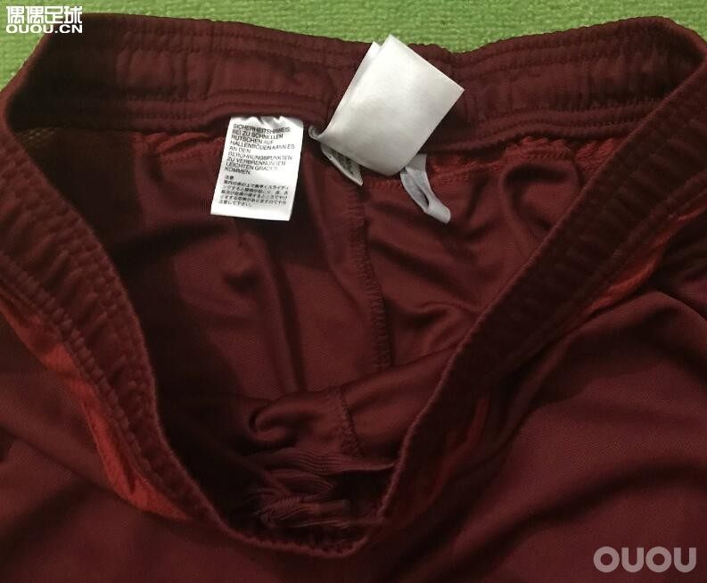 1516赛季拜仁*慕尼黑红色运动休闲套装S27278现货只有M码