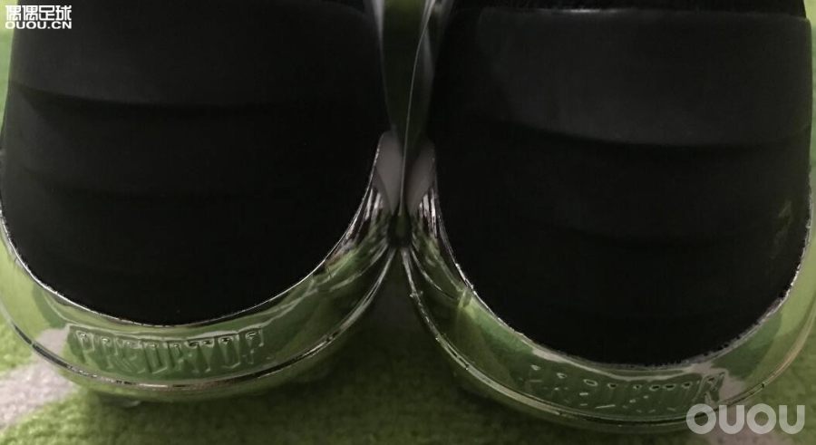 阿迪达斯 Adidas猎鹰 PREDATOR 19+ 超顶FG 男子足球鞋F35611 JP275