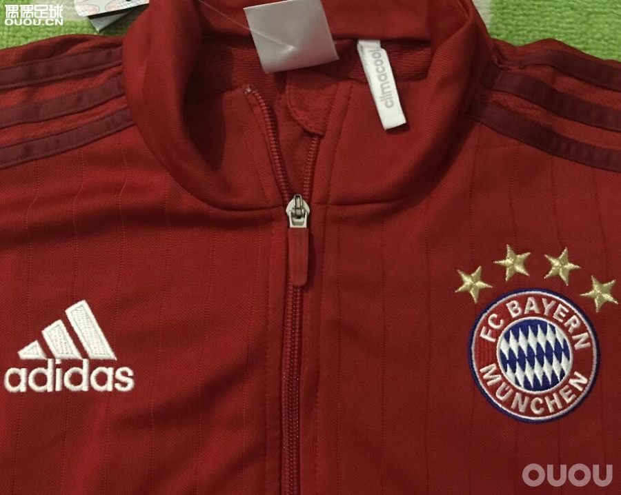 1516赛季拜仁*慕尼黑红色运动休闲套装S27278现货只有M码