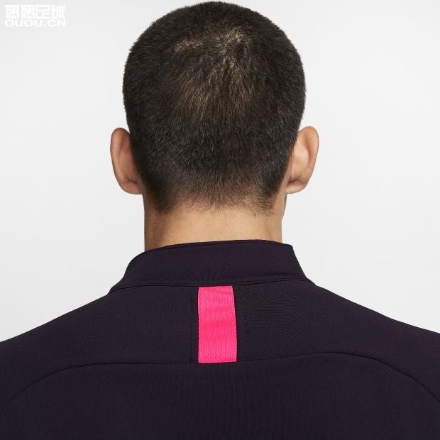 Nike耐克足球运动训练套头衫冬季保暖半拉链长袖拇指扣加绒训练外套BQ7474-659