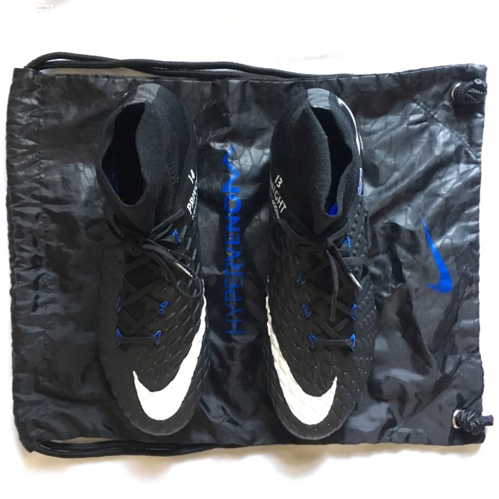 清理鞋柜 随便卖卖
全新超顶级毒锋3 尺码42.5 jp270 大底fg