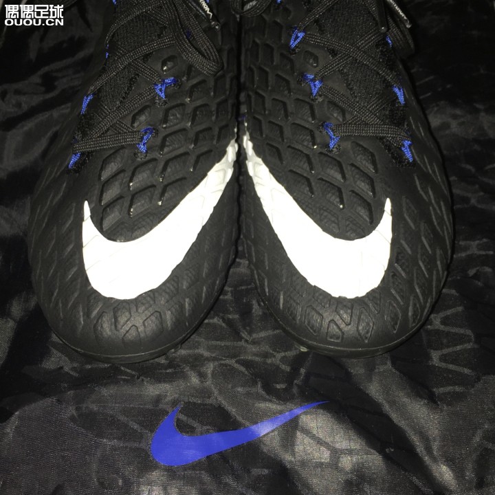 清理鞋柜 随便卖卖
全新超顶级毒锋3 尺码42.5 jp270 大底fg