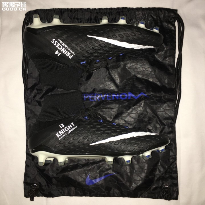 清理鞋柜 随便卖卖
全新超顶级毒锋3 尺码42.5 jp270 大底fg