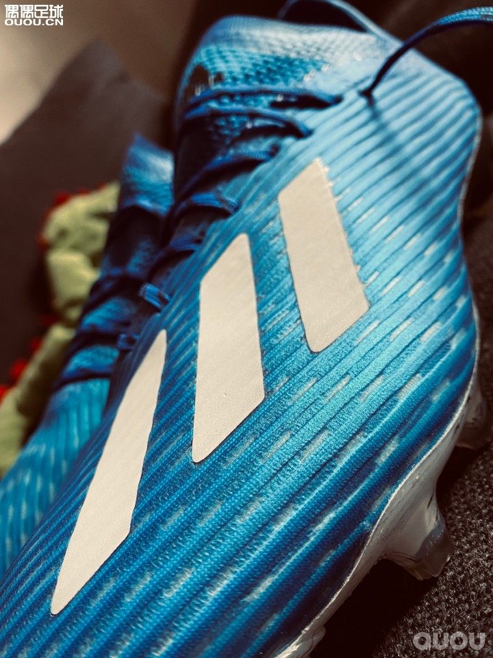 官网活动拍的,早上刚收到。