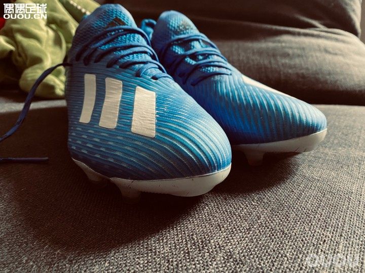 官网活动拍的,早上刚收到。