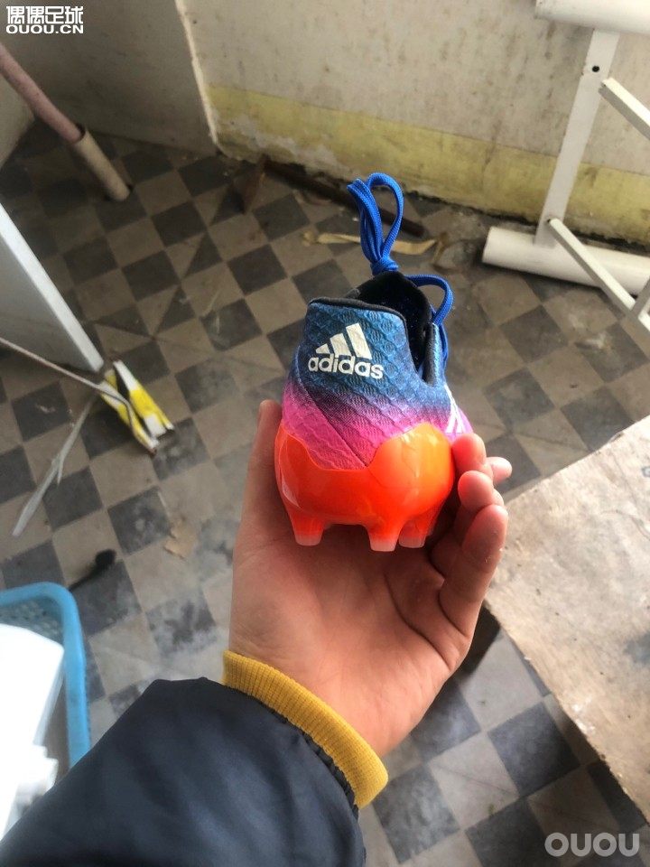 国产这走线我真的吐了,算中奖了,?