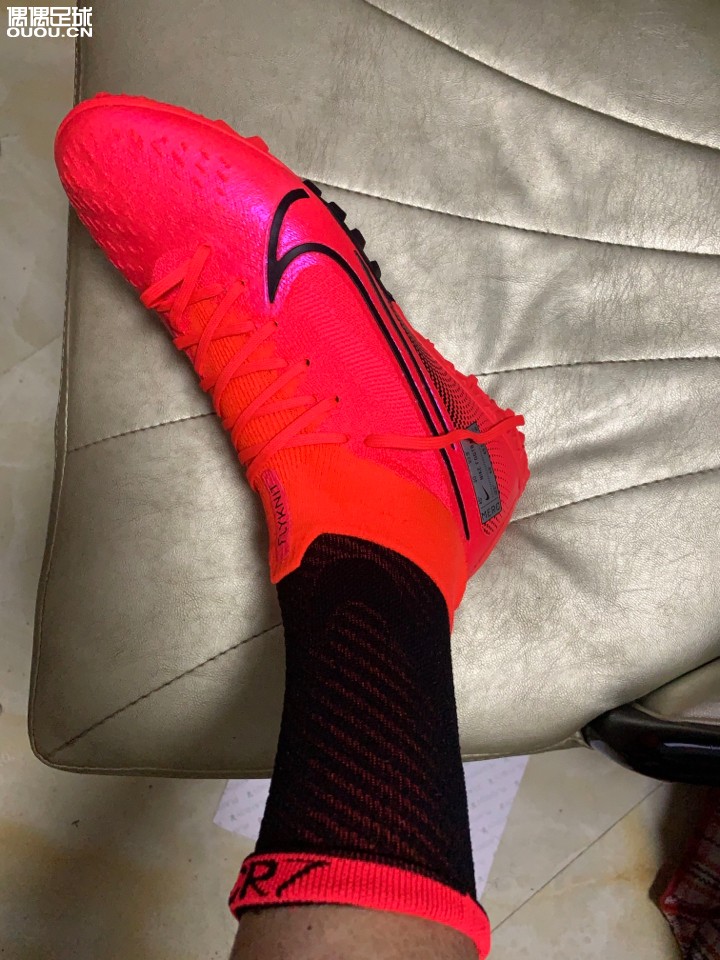 等待踢球的日子