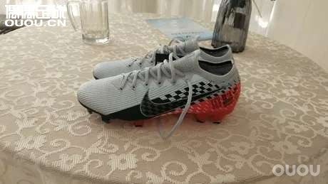 各位兄弟帮忙看下这鞋正不正