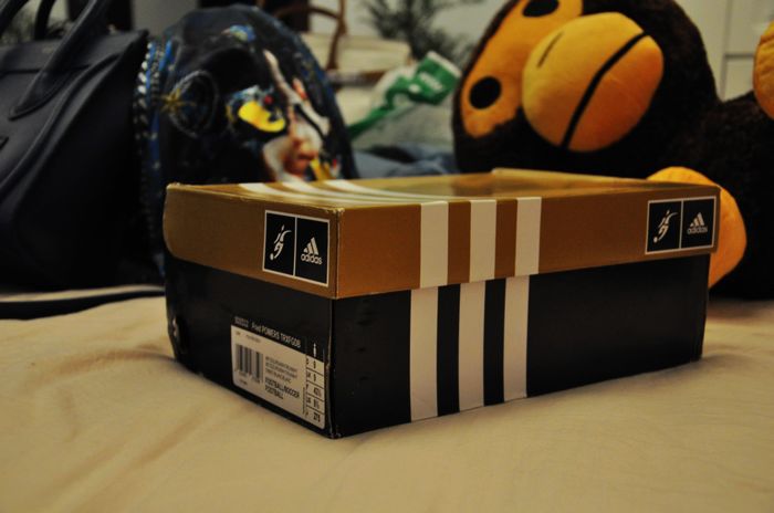 苦苦搜寻一年的金靴到手