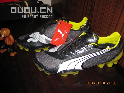 老鞋新赏——PUMA V1.08 TRICKS