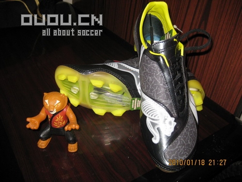 老鞋新赏——PUMA V1.08 TRICKS