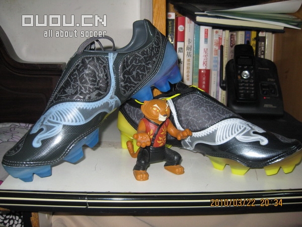 老鞋新赏——PUMA V1.08 TRICKS